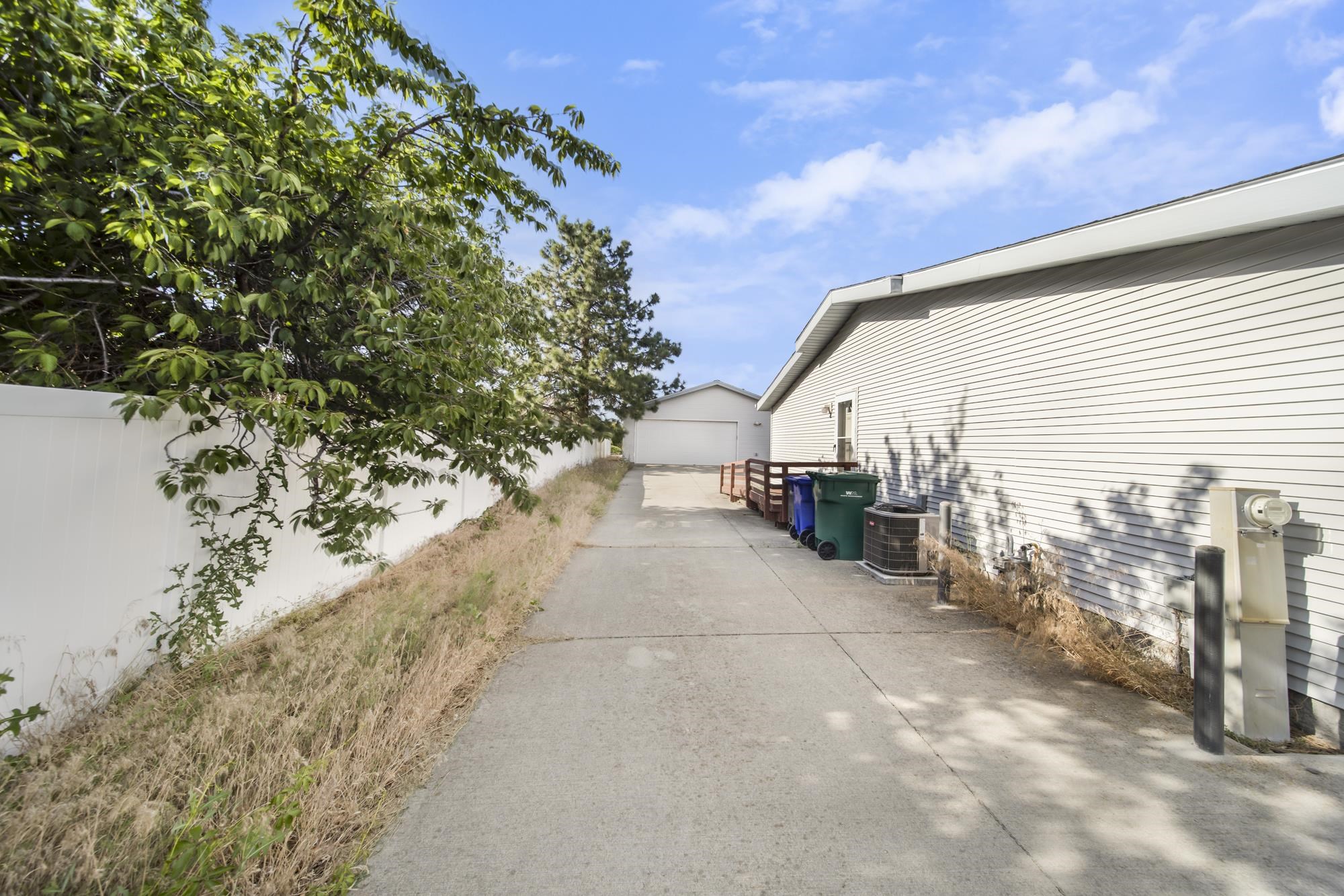 16515 E Main Ave - Photo 22