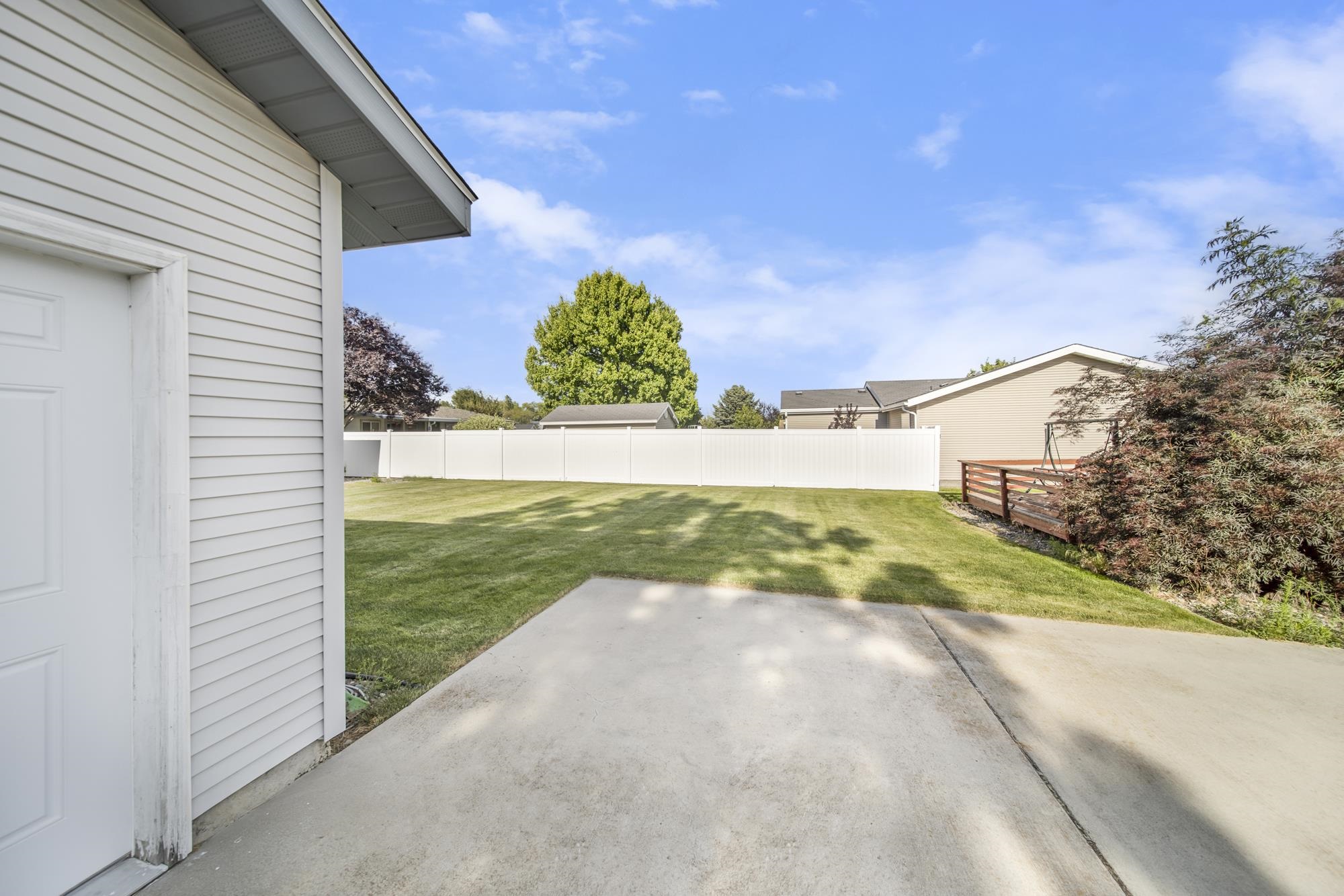 16515 E Main Ave - Photo 24