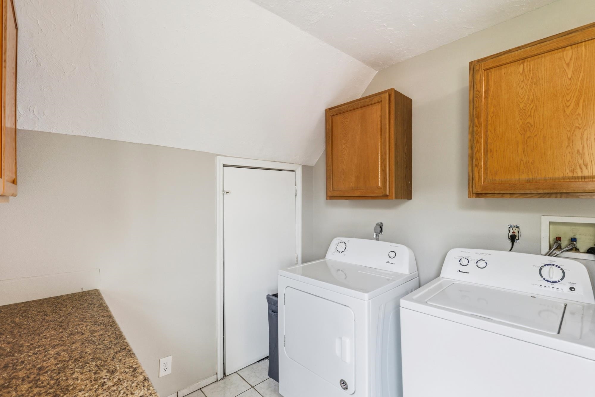 2403 N Perry St - Photo 26