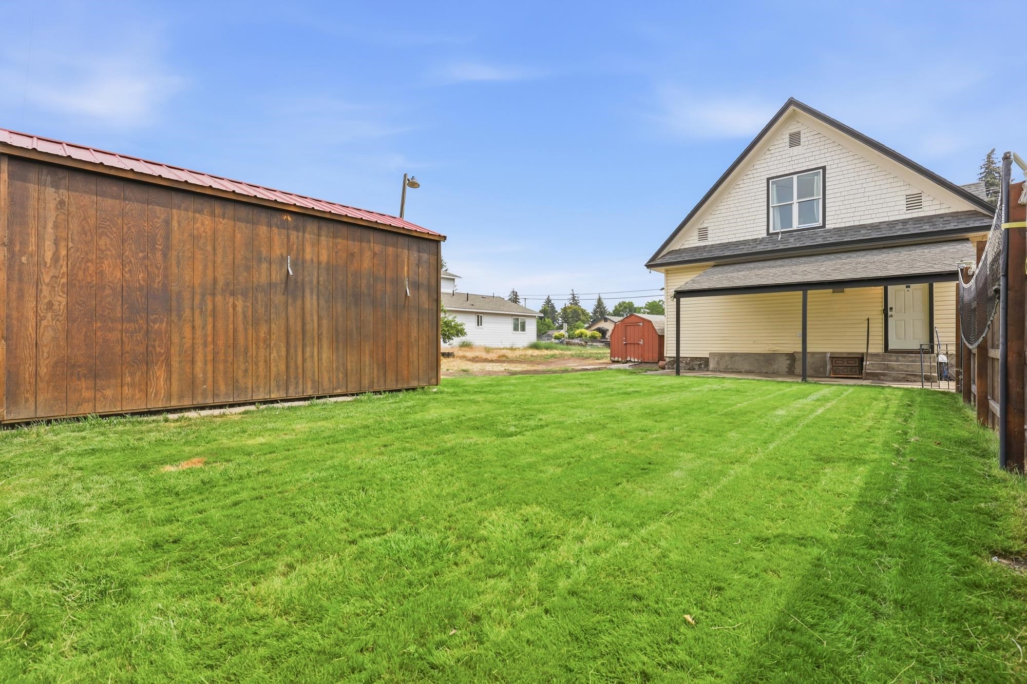 2403 N Perry St - Photo 32
