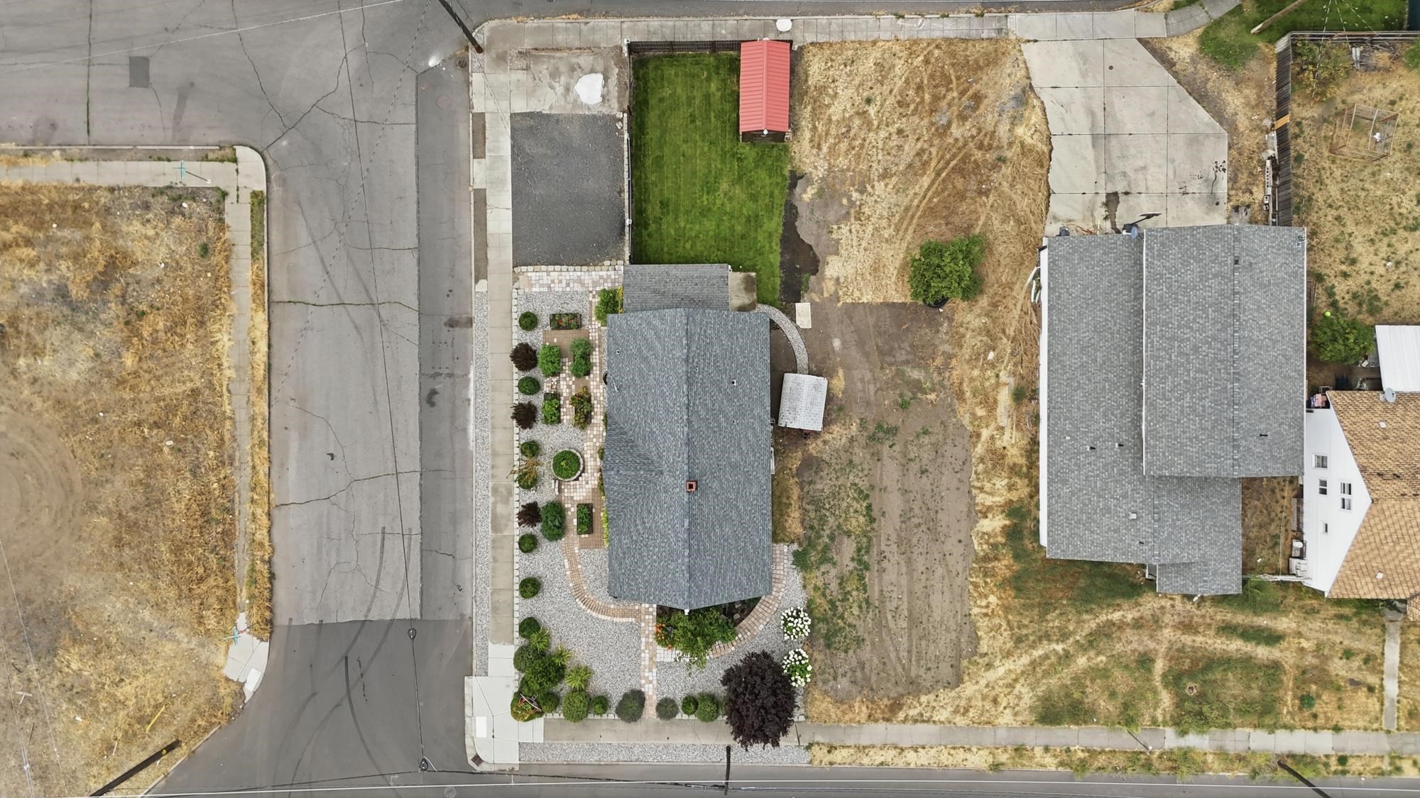 2403 N Perry St - Photo 37