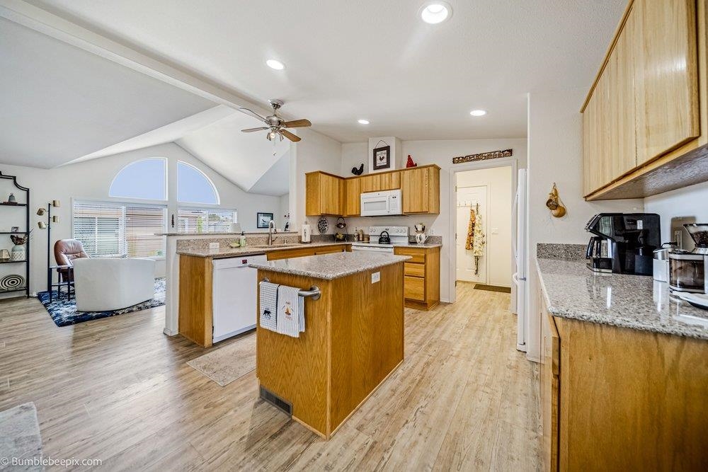 1725 N HODGES Ln - Photo 11
