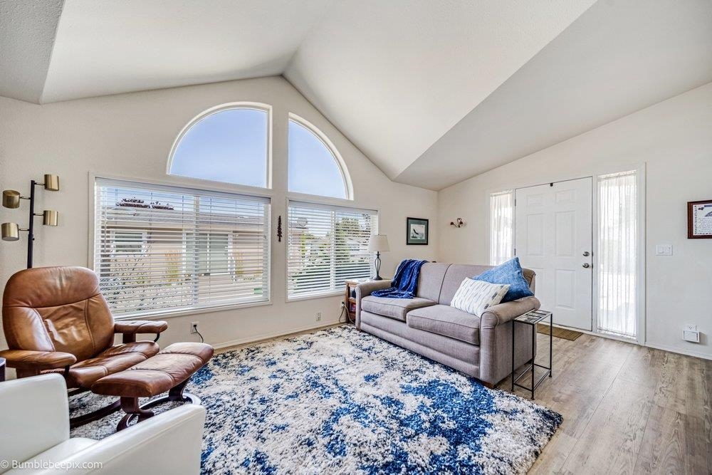 1725 N HODGES Ln - Photo 6