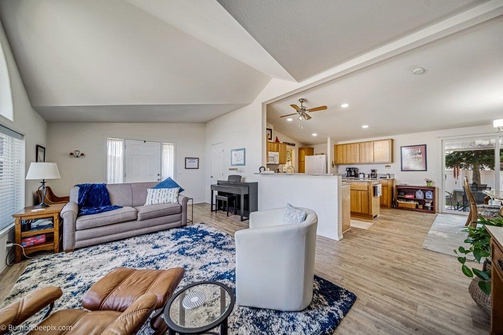 1725 N HODGES Ln - Photo 8