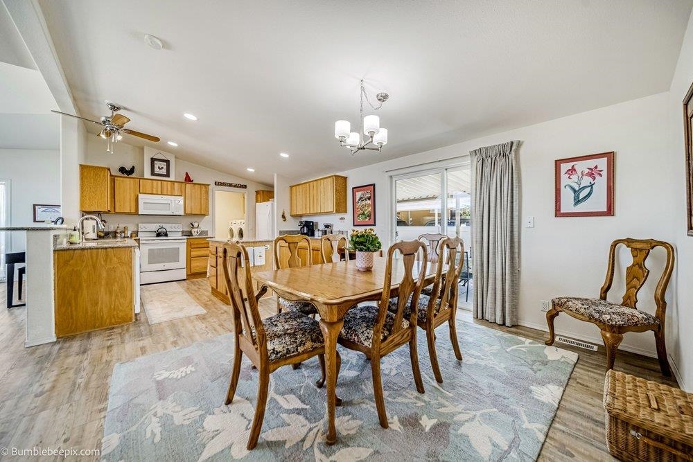 1725 N HODGES Ln - Photo 9