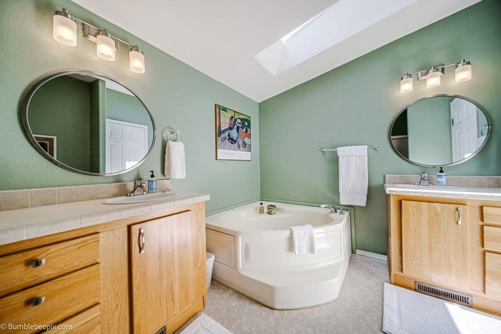 1725 N HODGES Ln - Photo 19