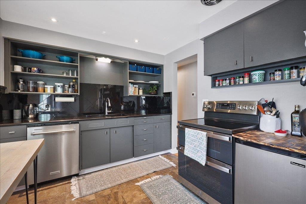 407 E Heroy Ave - Photo 8
