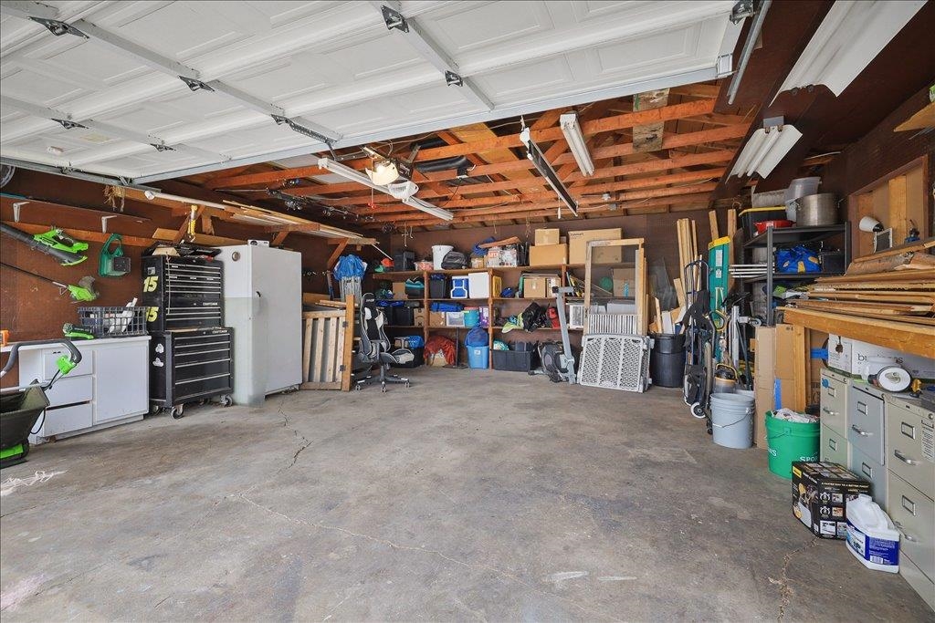 407 E Heroy Ave - Photo 23