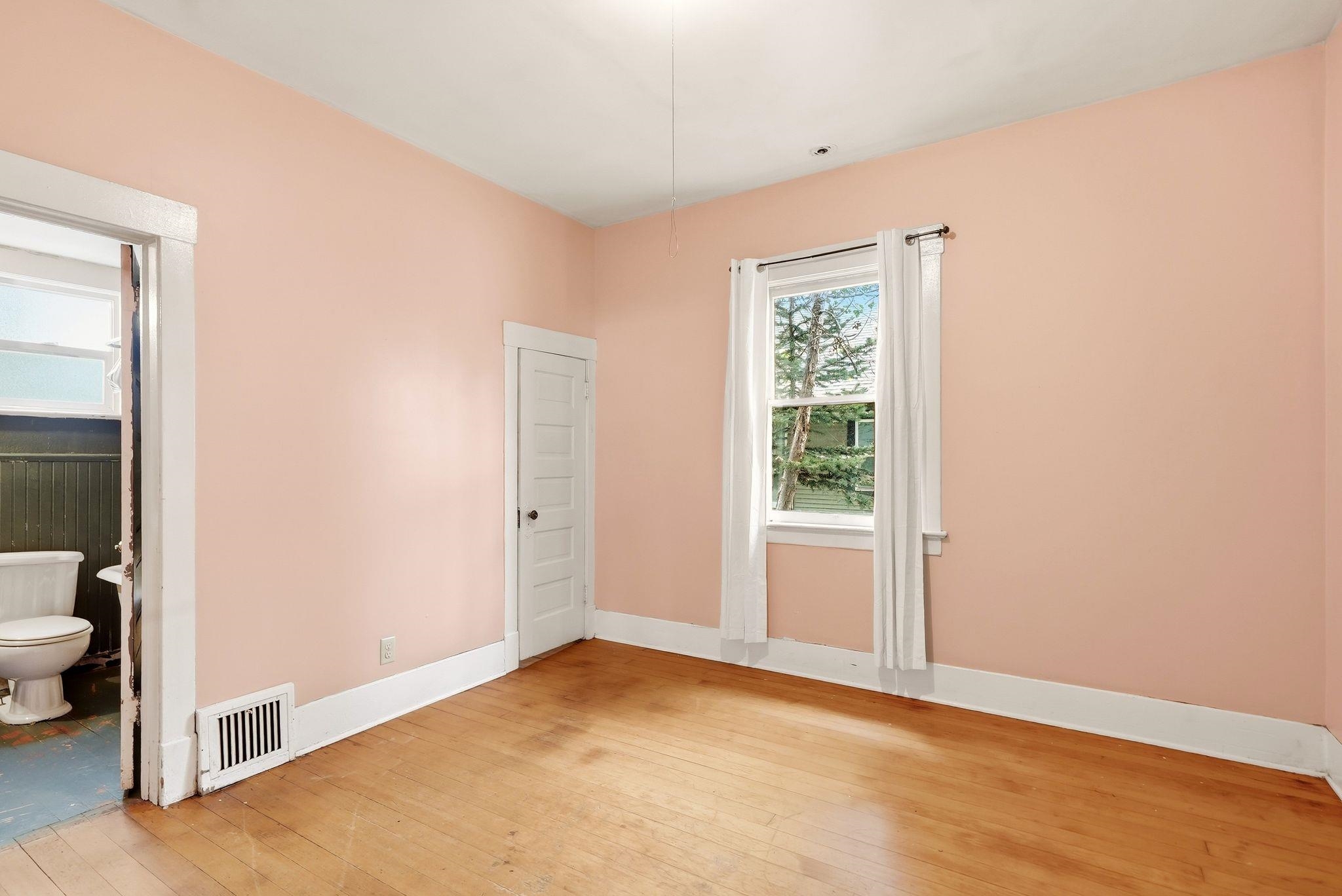 1608 E 11th Ave - Photo 16