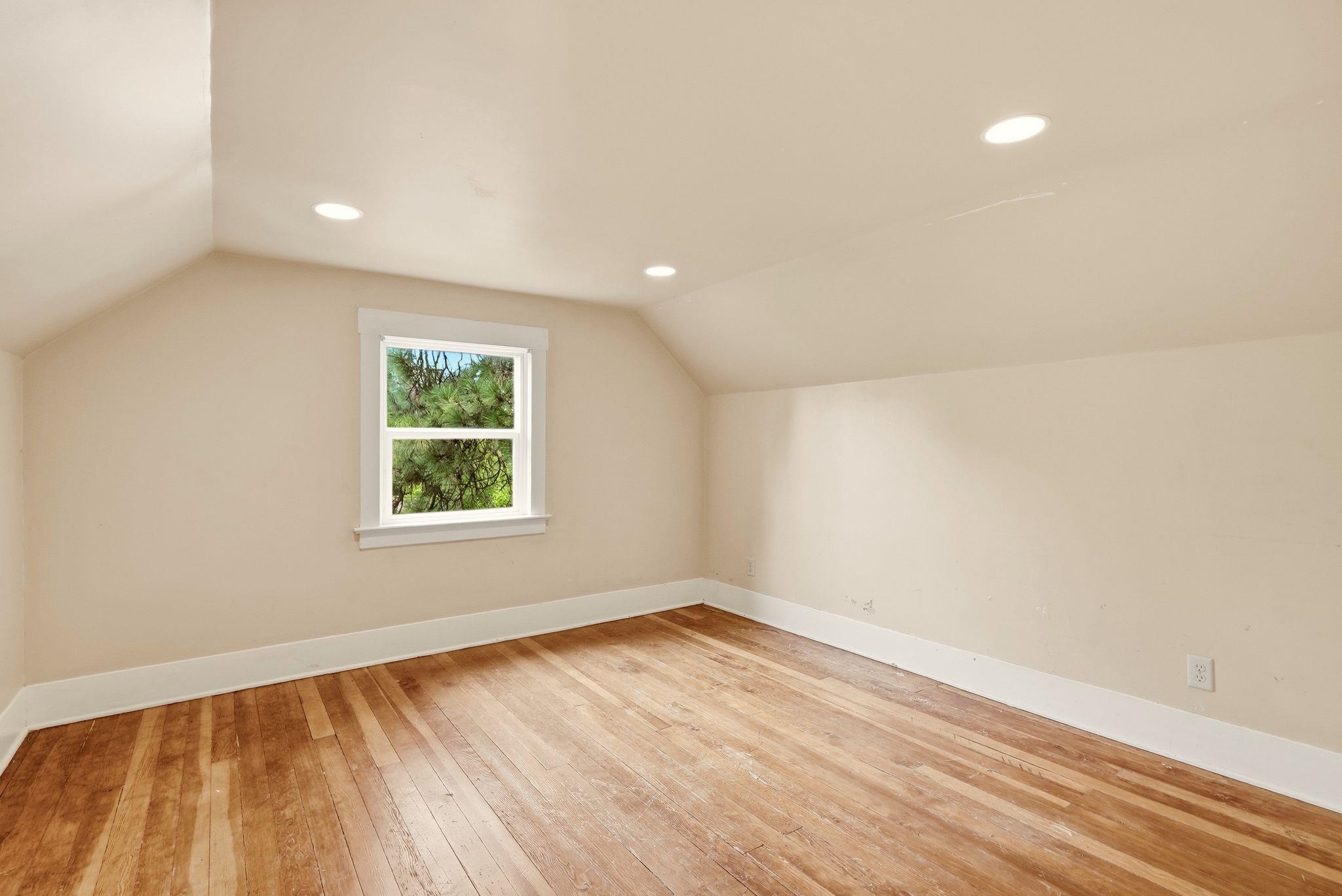 1608 E 11th Ave - Photo 18