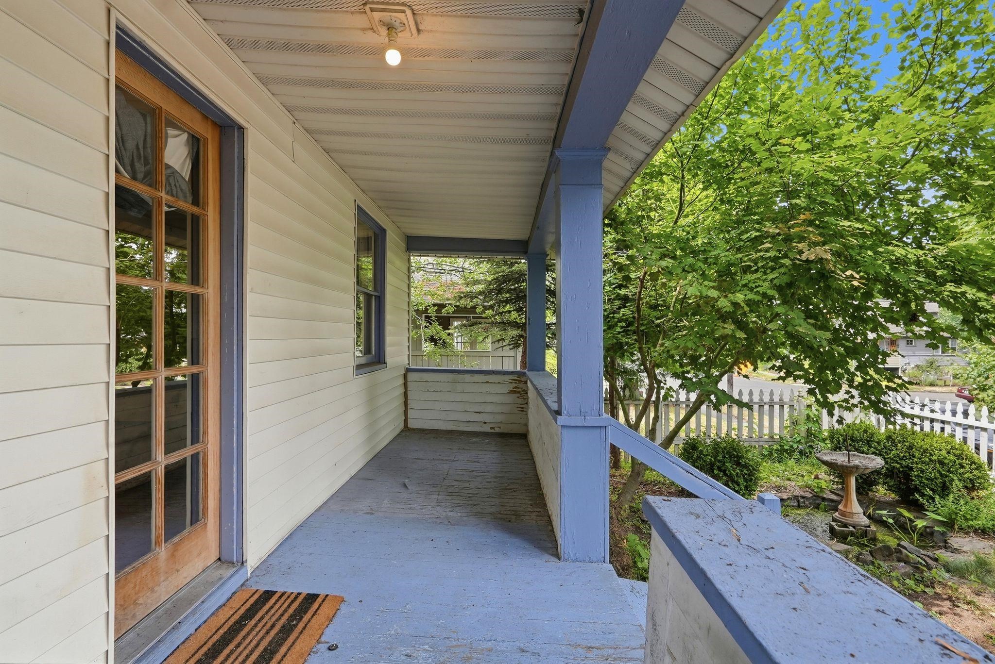 1608 E 11th Ave - Photo 4