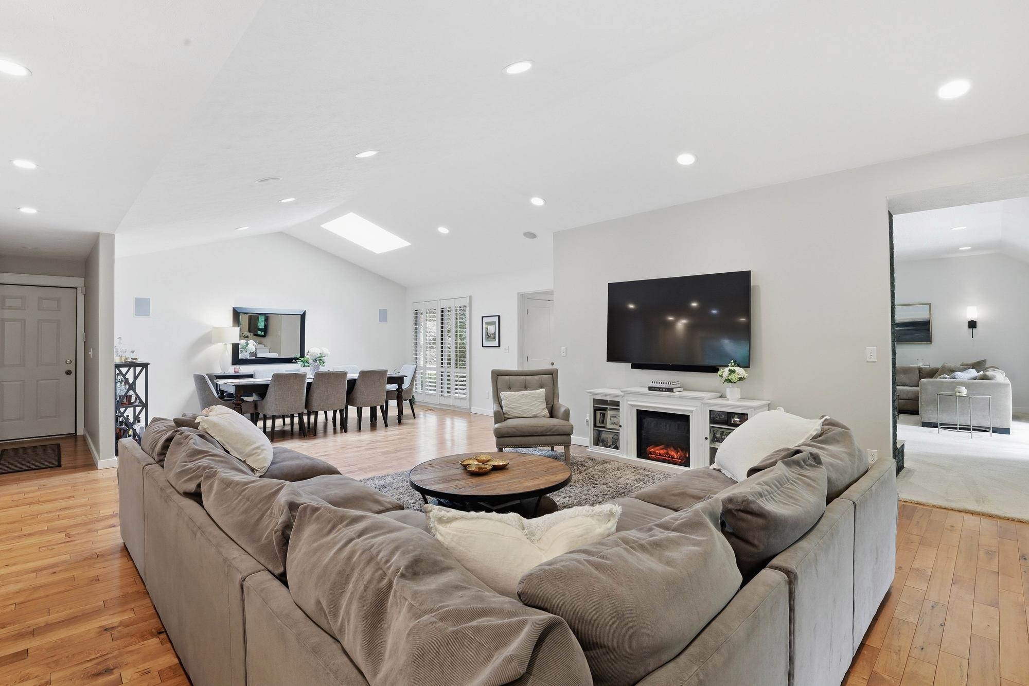 3547 Croydon Ct - Photo 5