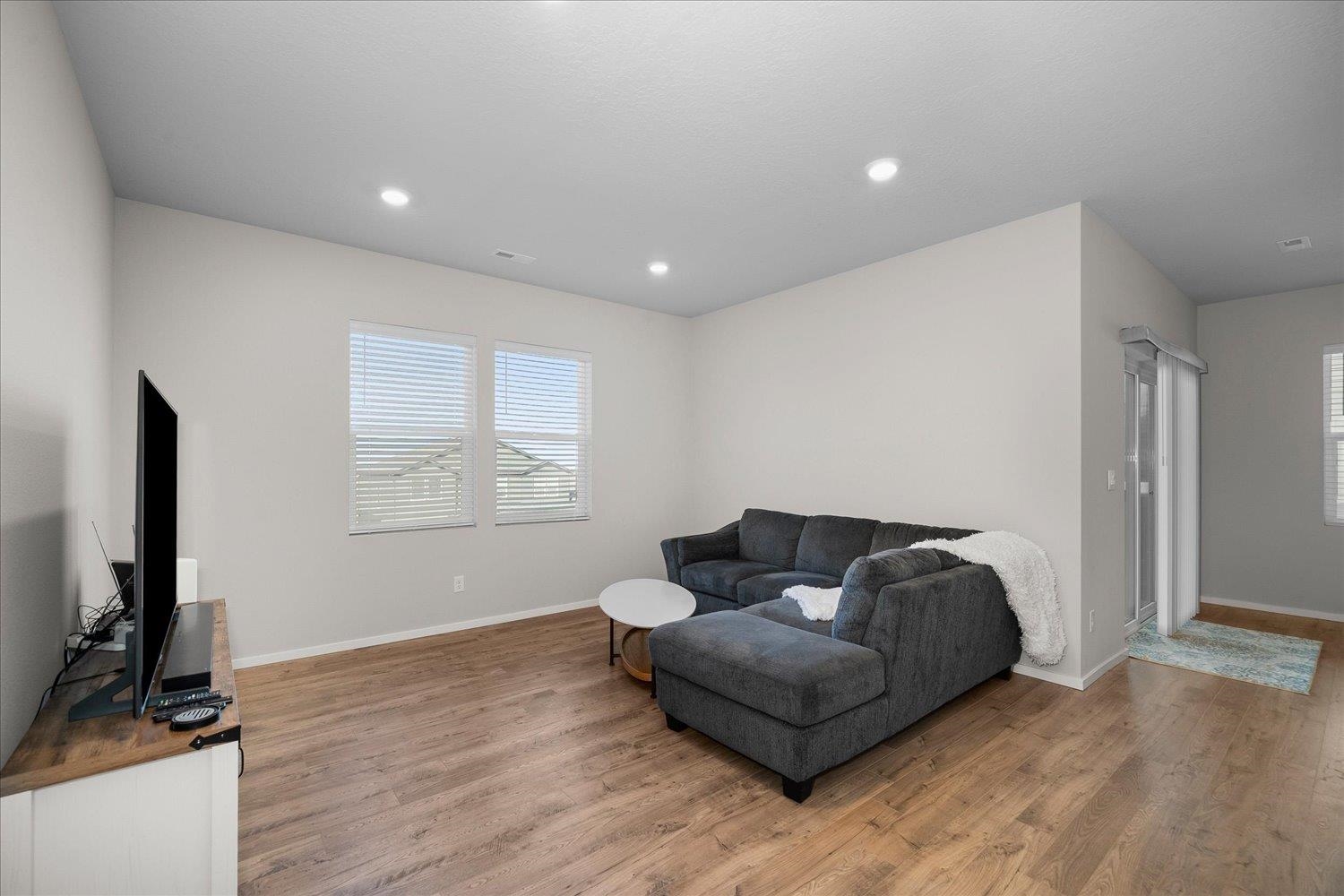 8018 S AVERY Rd - Photo 7