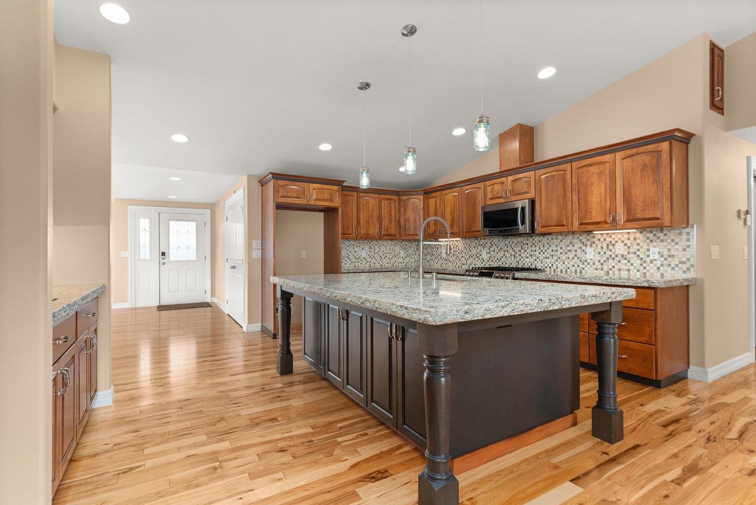 1009 S Bartholomew St - Photo 20