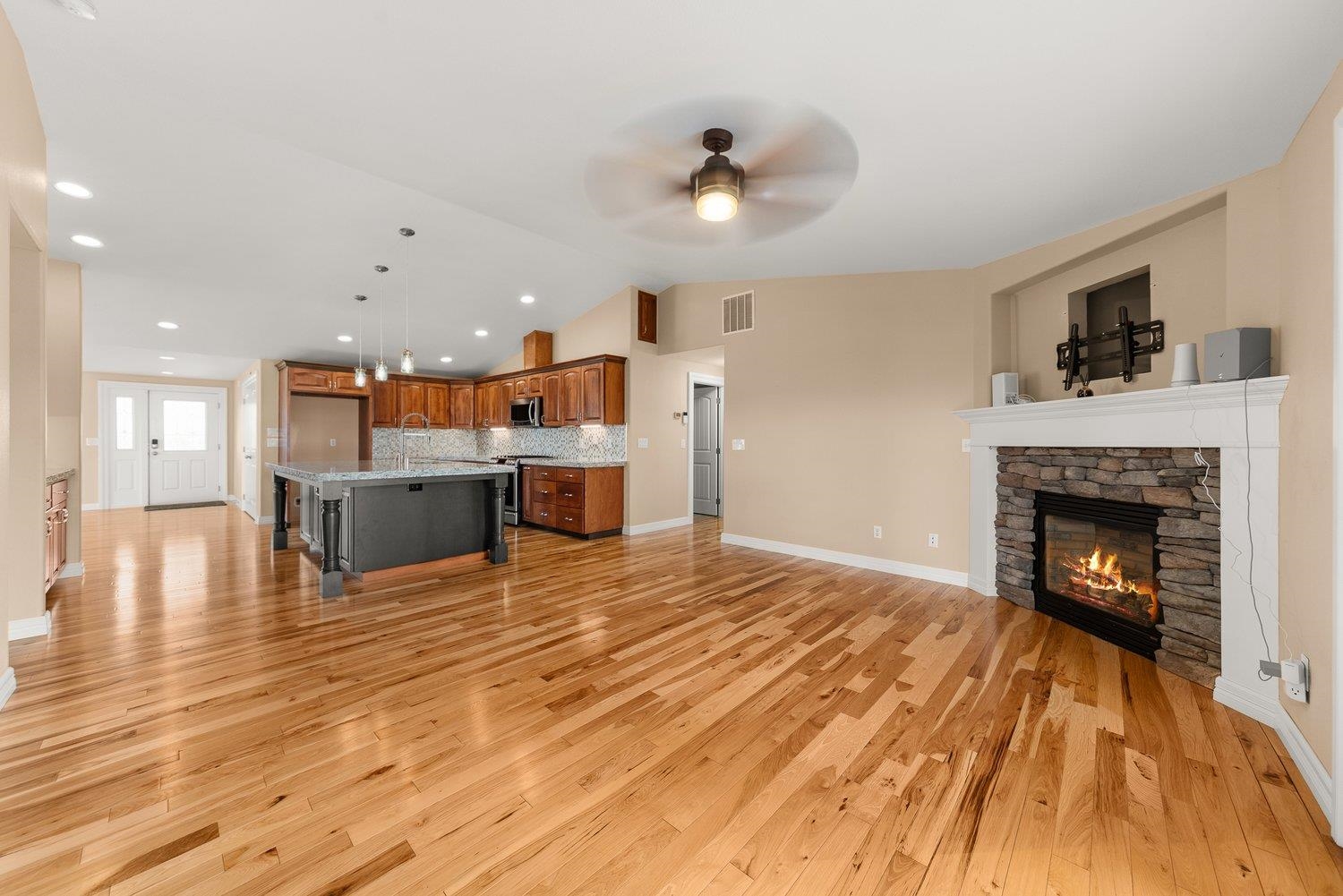 1009 S Bartholomew St - Photo 24