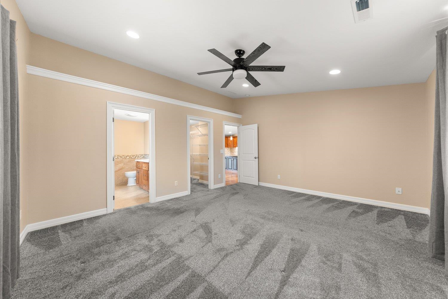 1009 S Bartholomew St - Photo 32