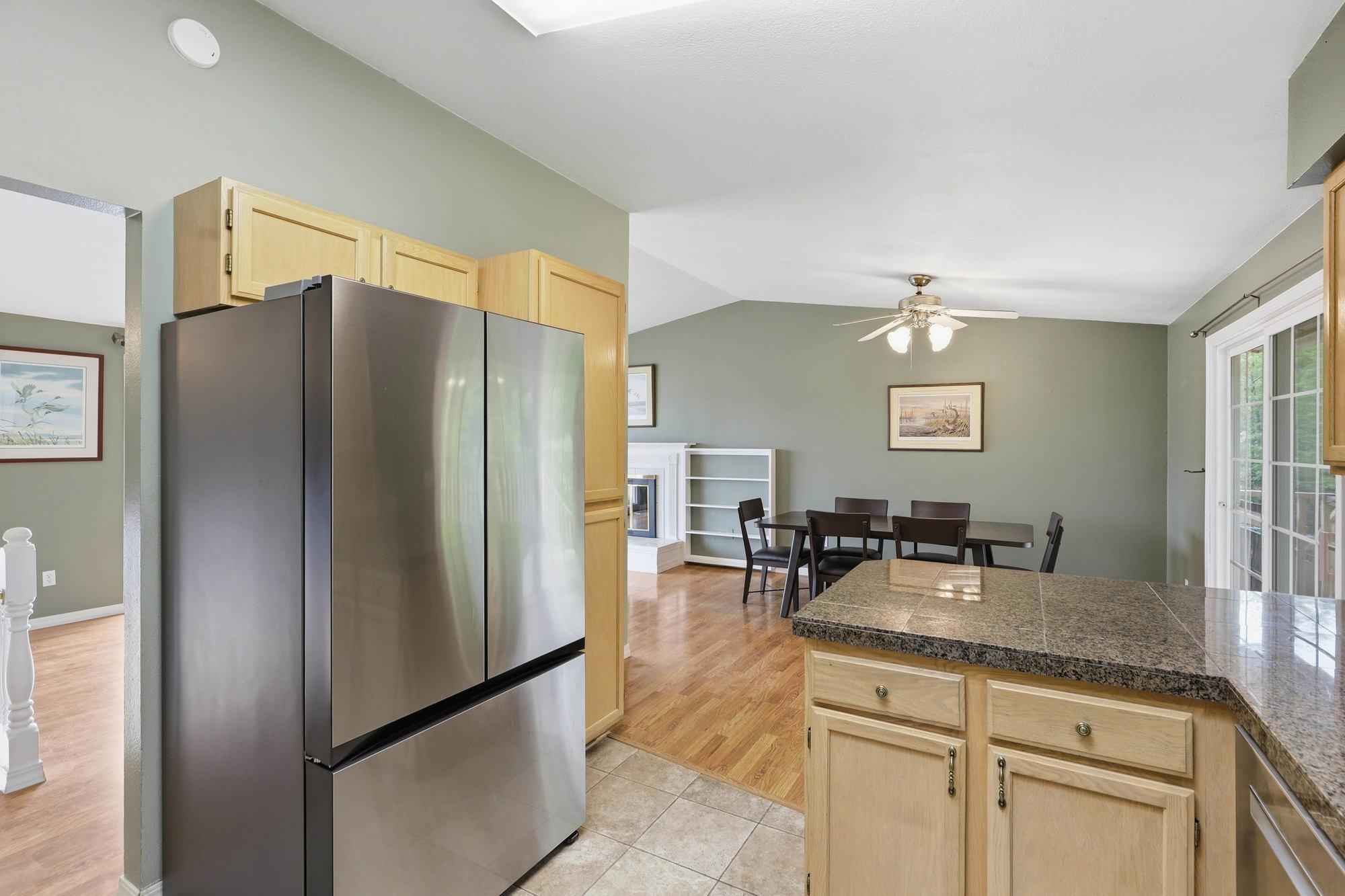 14312 E 7th Ave - Photo 13