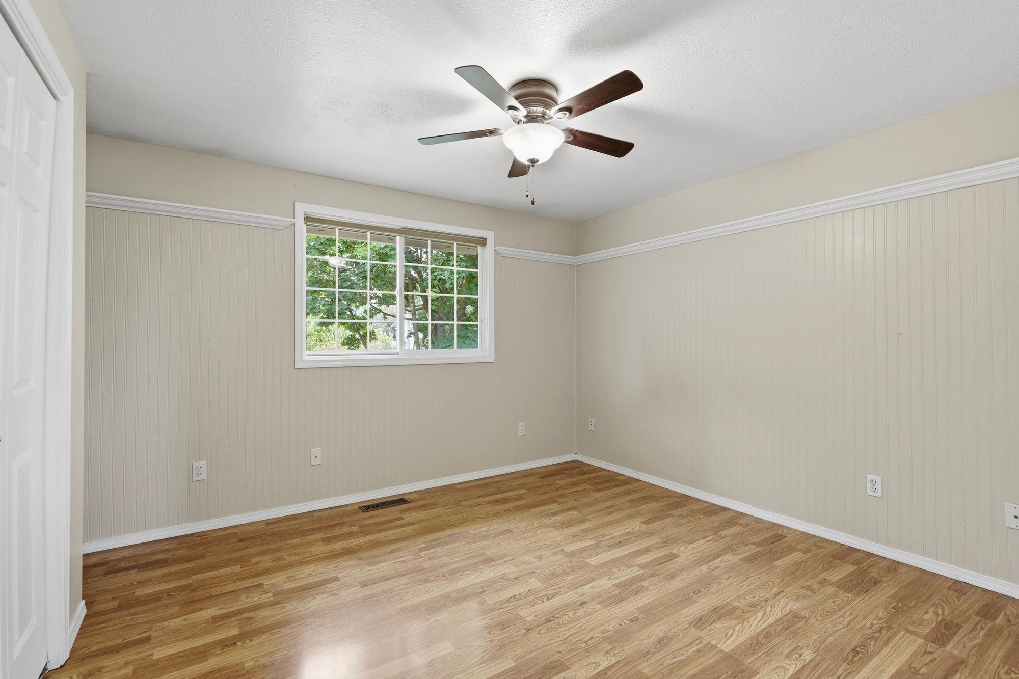 14312 E 7th Ave - Photo 16