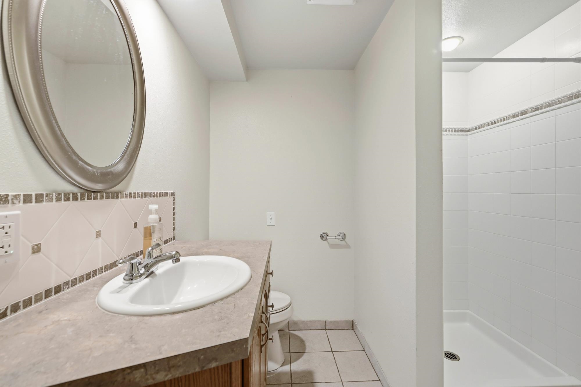 14312 E 7th Ave - Photo 29