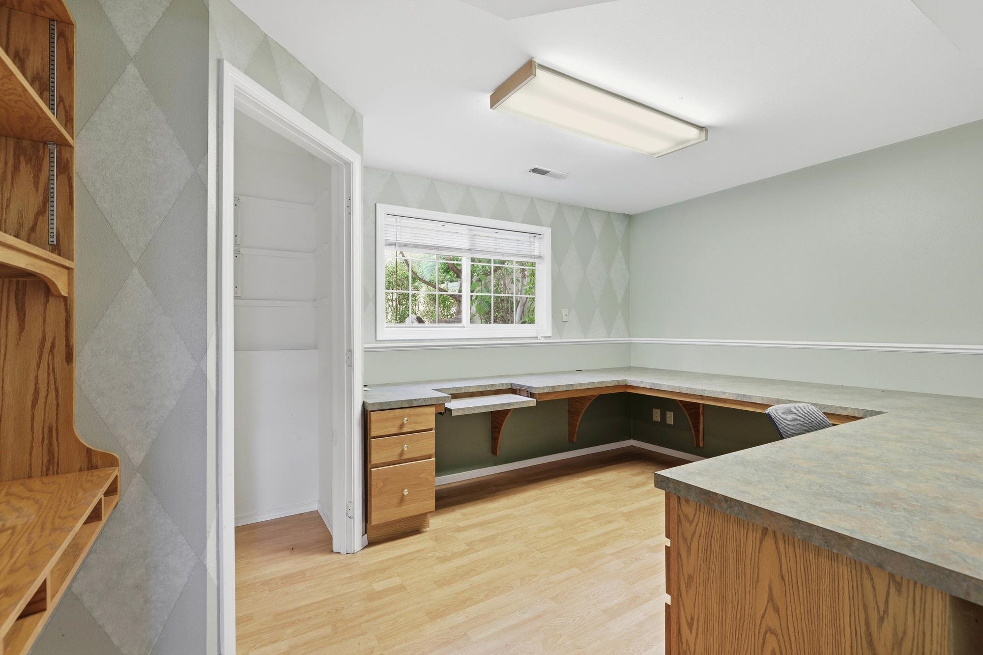 14312 E 7th Ave - Photo 31