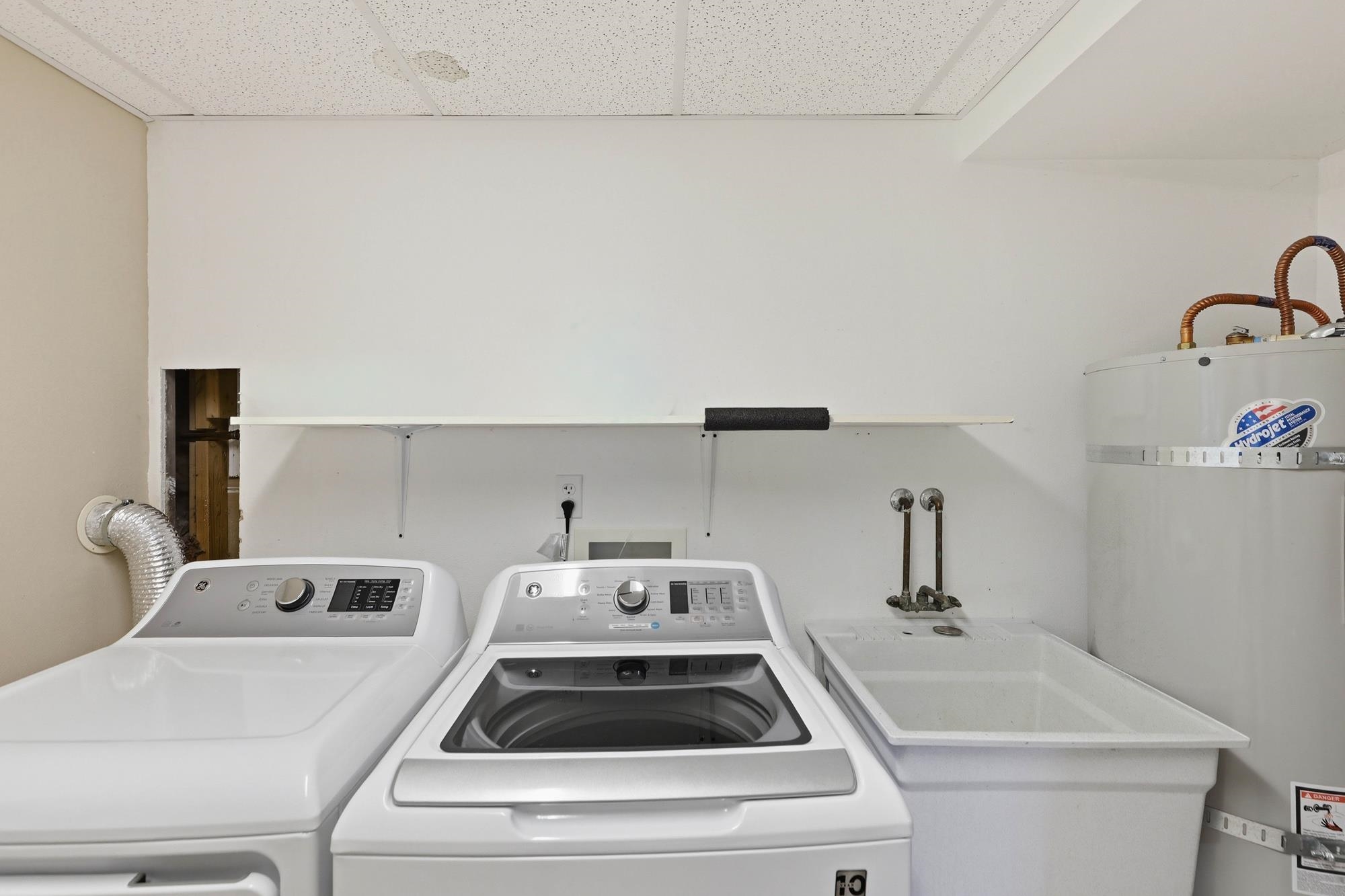 14312 E 7th Ave - Photo 33