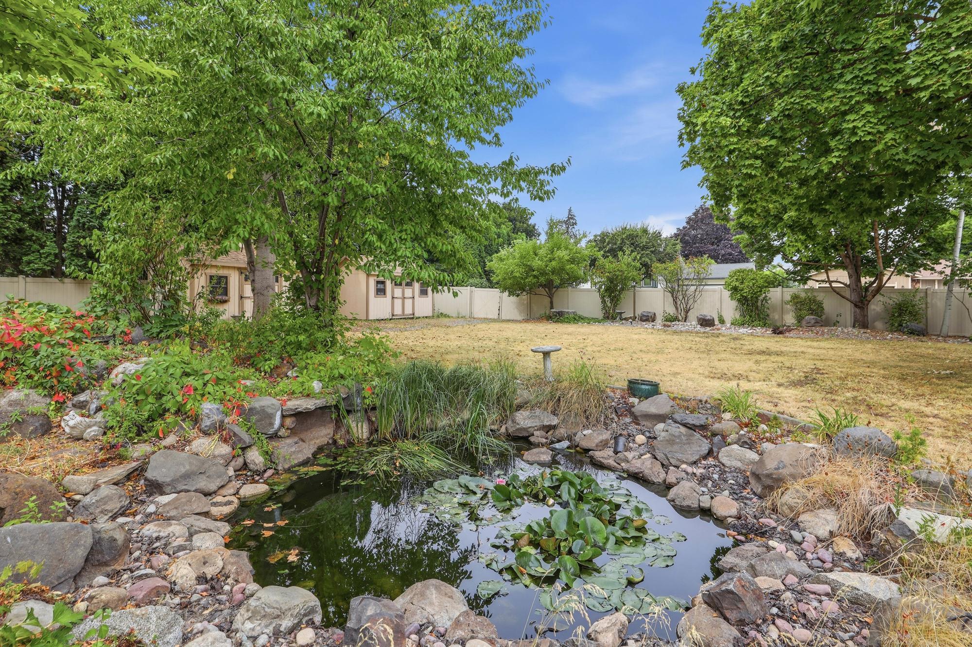 14312 E 7th Ave - Photo 36