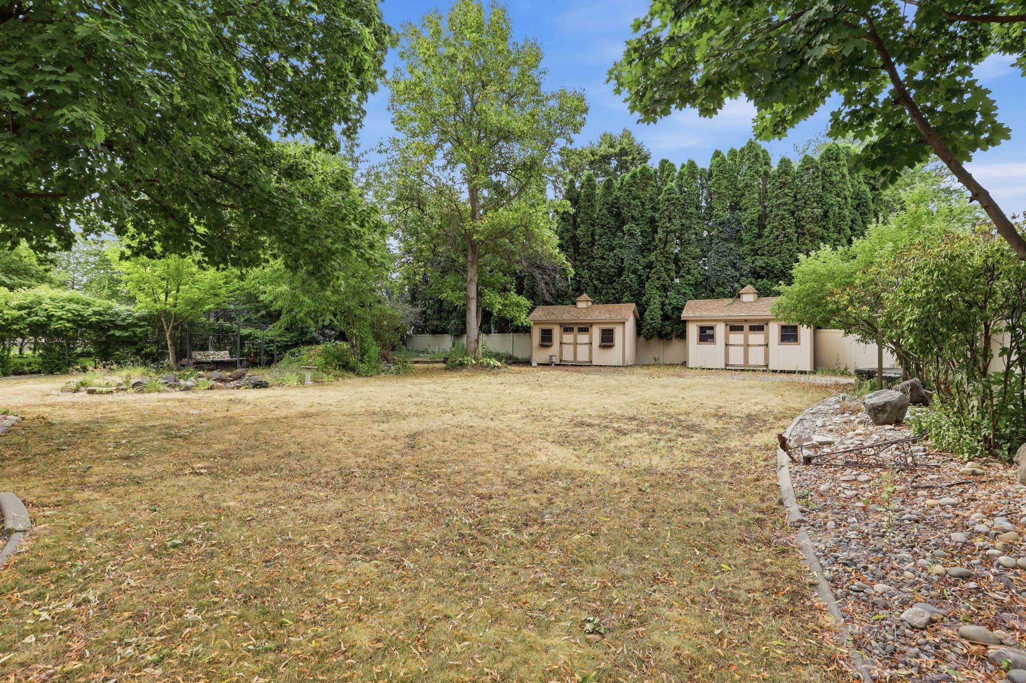 14312 E 7th Ave - Photo 38
