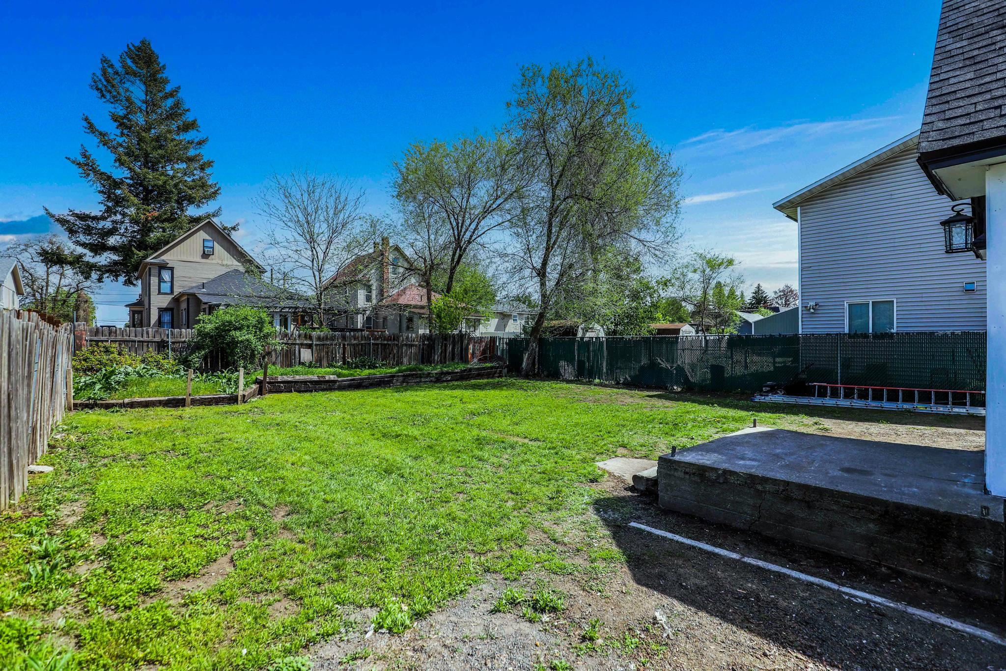 2434 E Wiscomb St - Photo 34