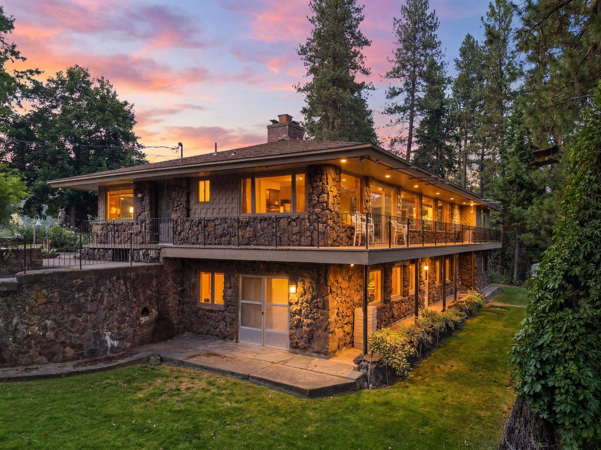 19220 N Little Spokane Dr - Photo 2