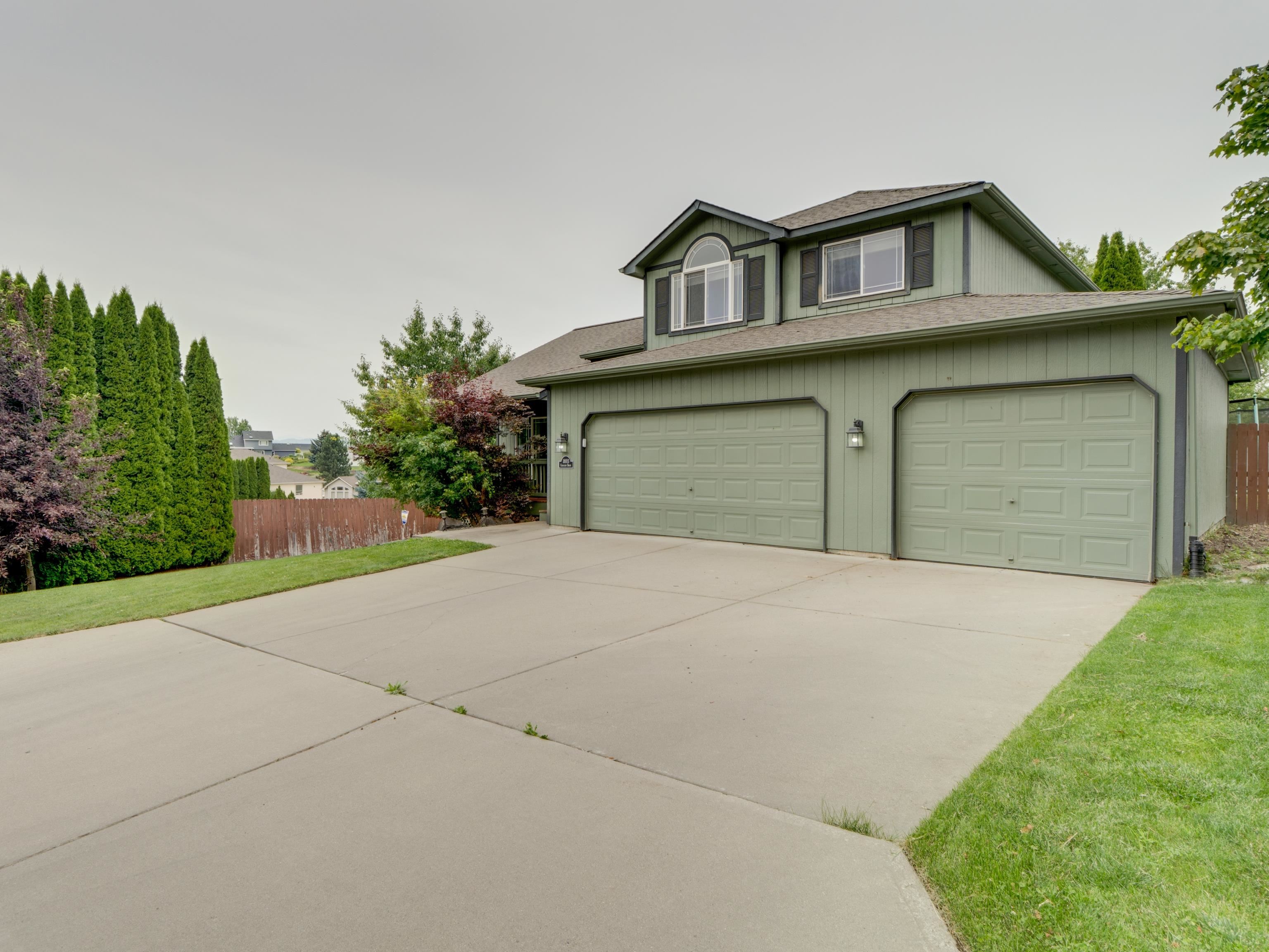 18105 E Crescent Dr - Photo 3
