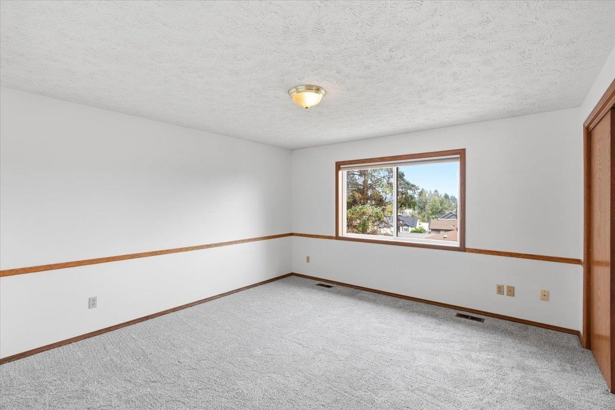 11405 E 42nd Ct - Photo 13