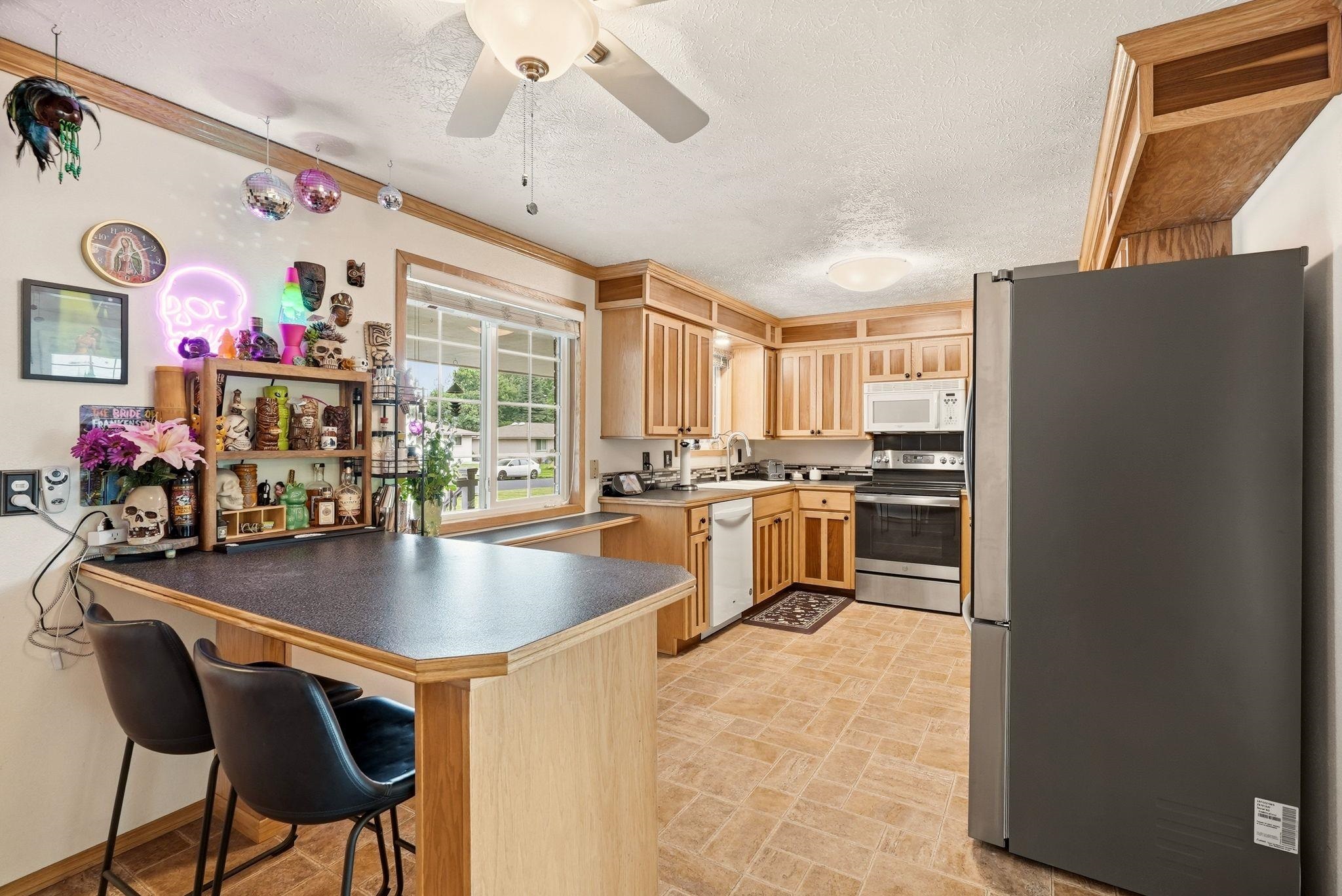 9708 N Fotheringham St - Photo 11