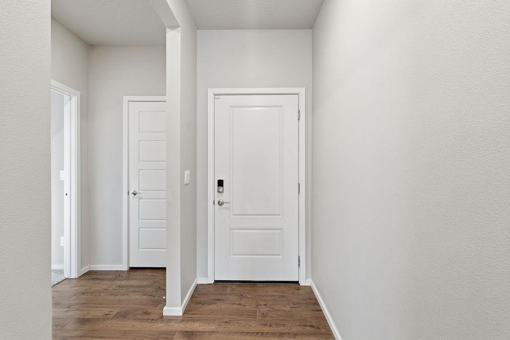 8515 W Silver St - Photo 3