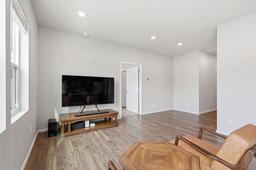 8515 W Silver St - Photo 11