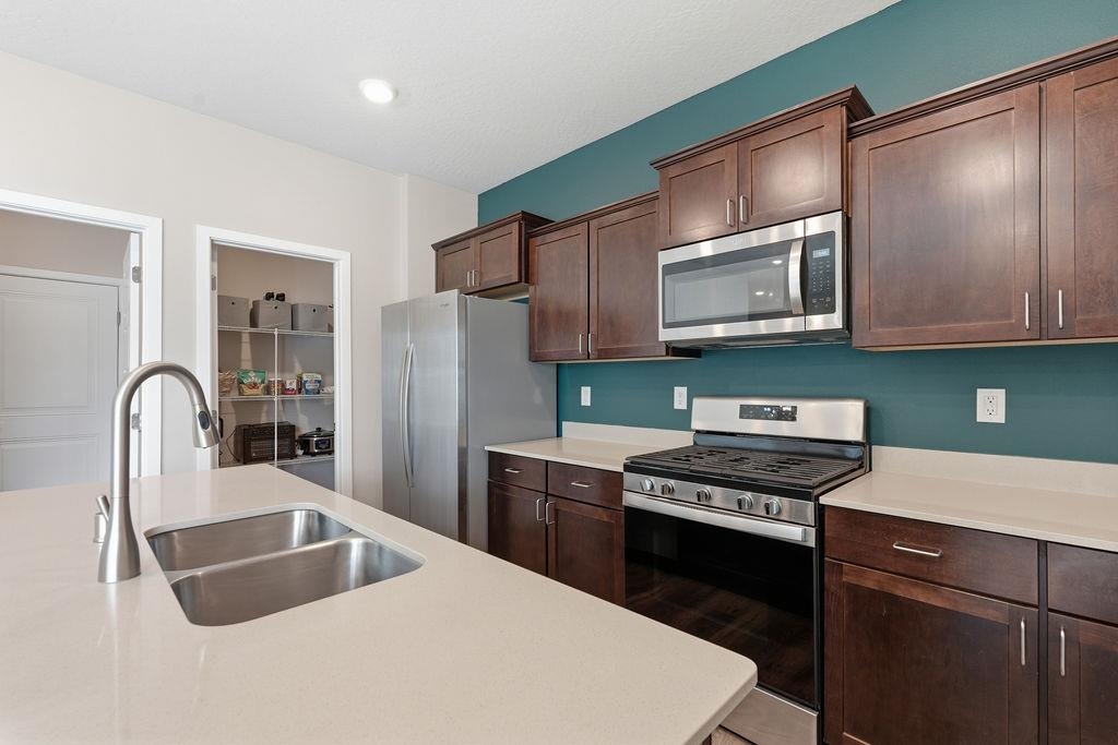 8515 W Silver St - Photo 17