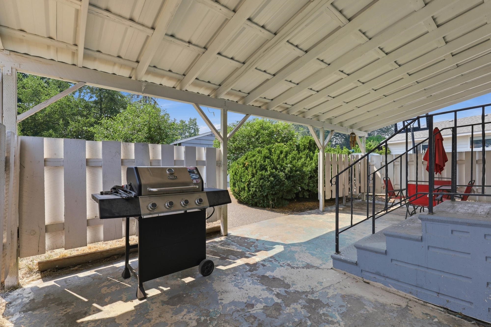 2409 N Upriver Ct - Photo 22