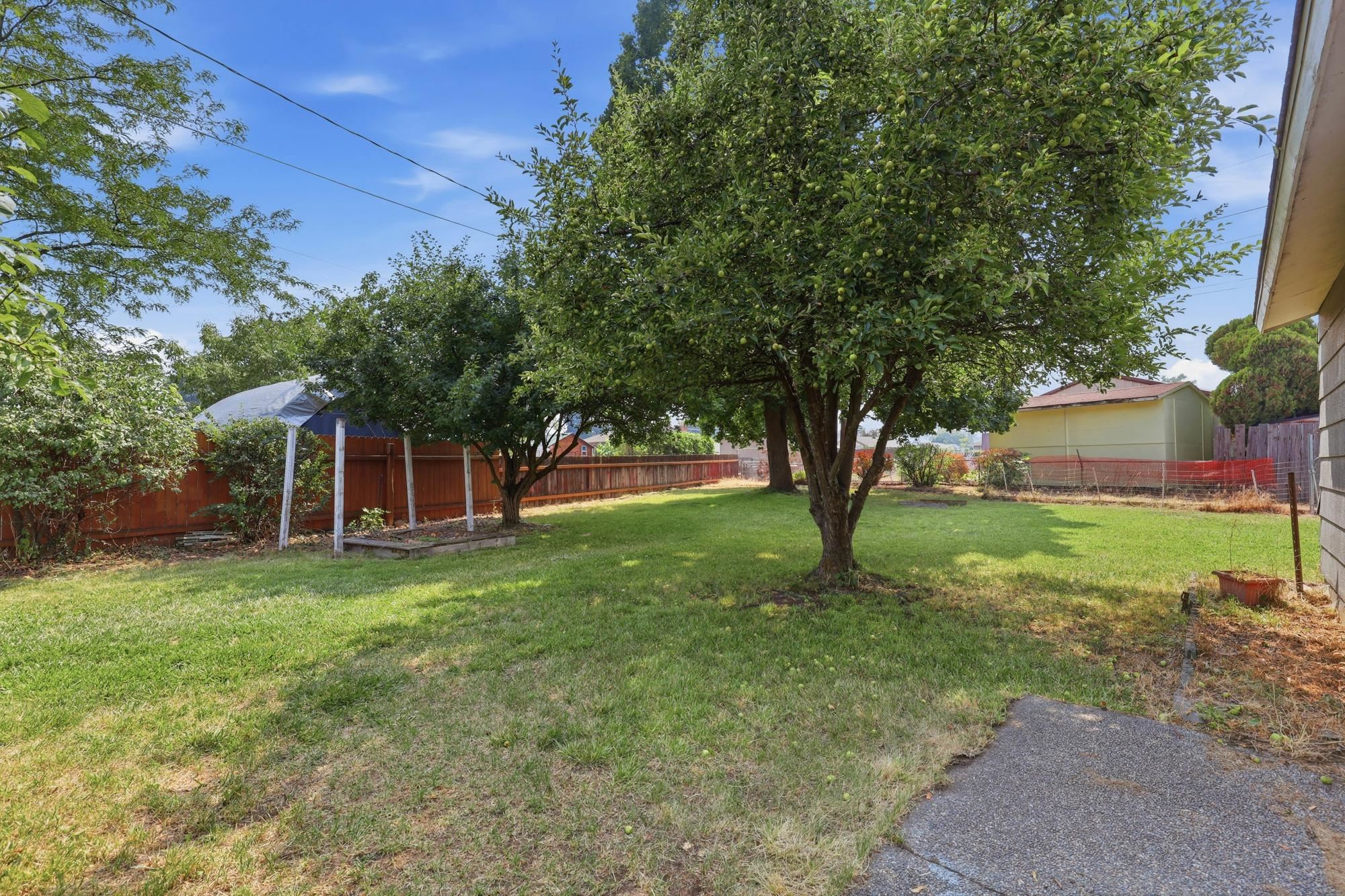 2409 N Upriver Ct - Photo 24