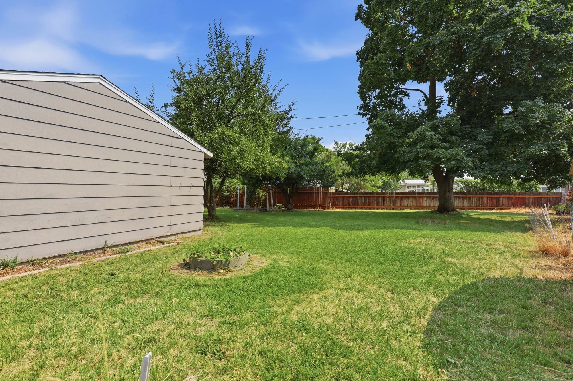 2409 N Upriver Ct - Photo 27
