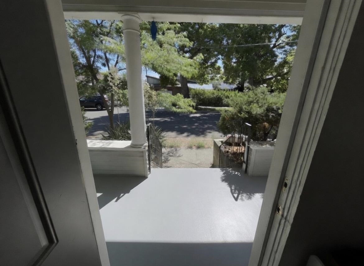 1007 N CANNON St - Photo 5