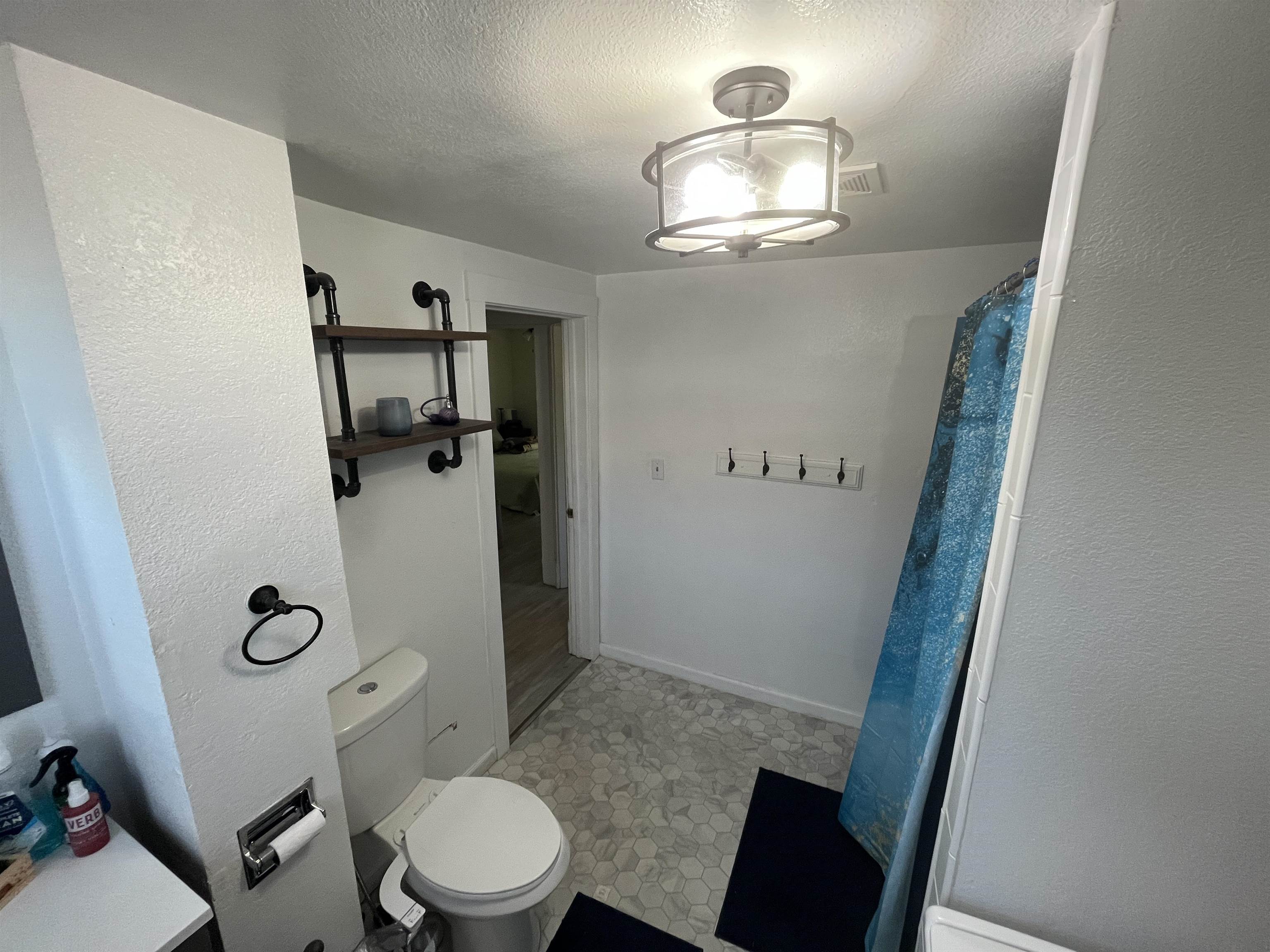 1007 N CANNON St - Photo 17