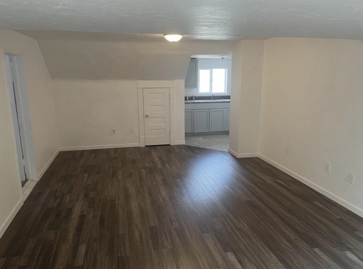1007 N CANNON St - Photo 26