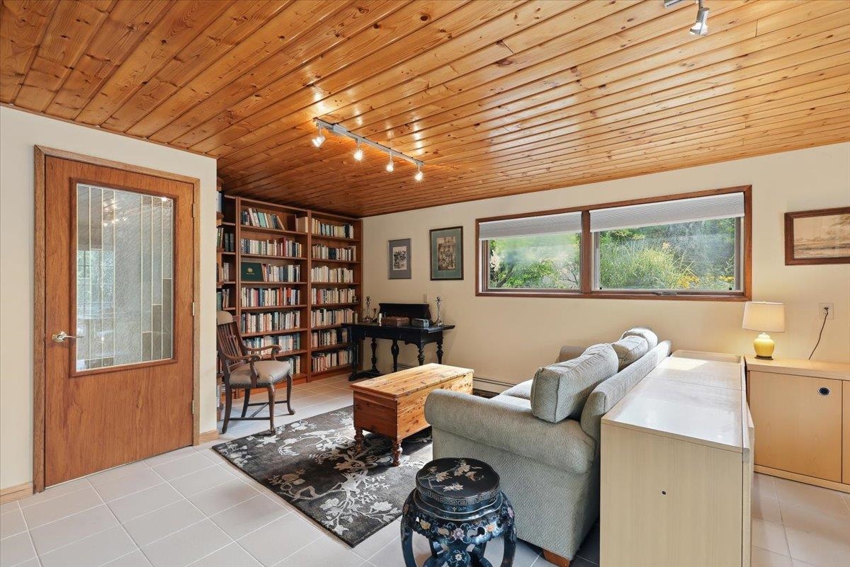 6510 S South Meadows Rd - Photo 17