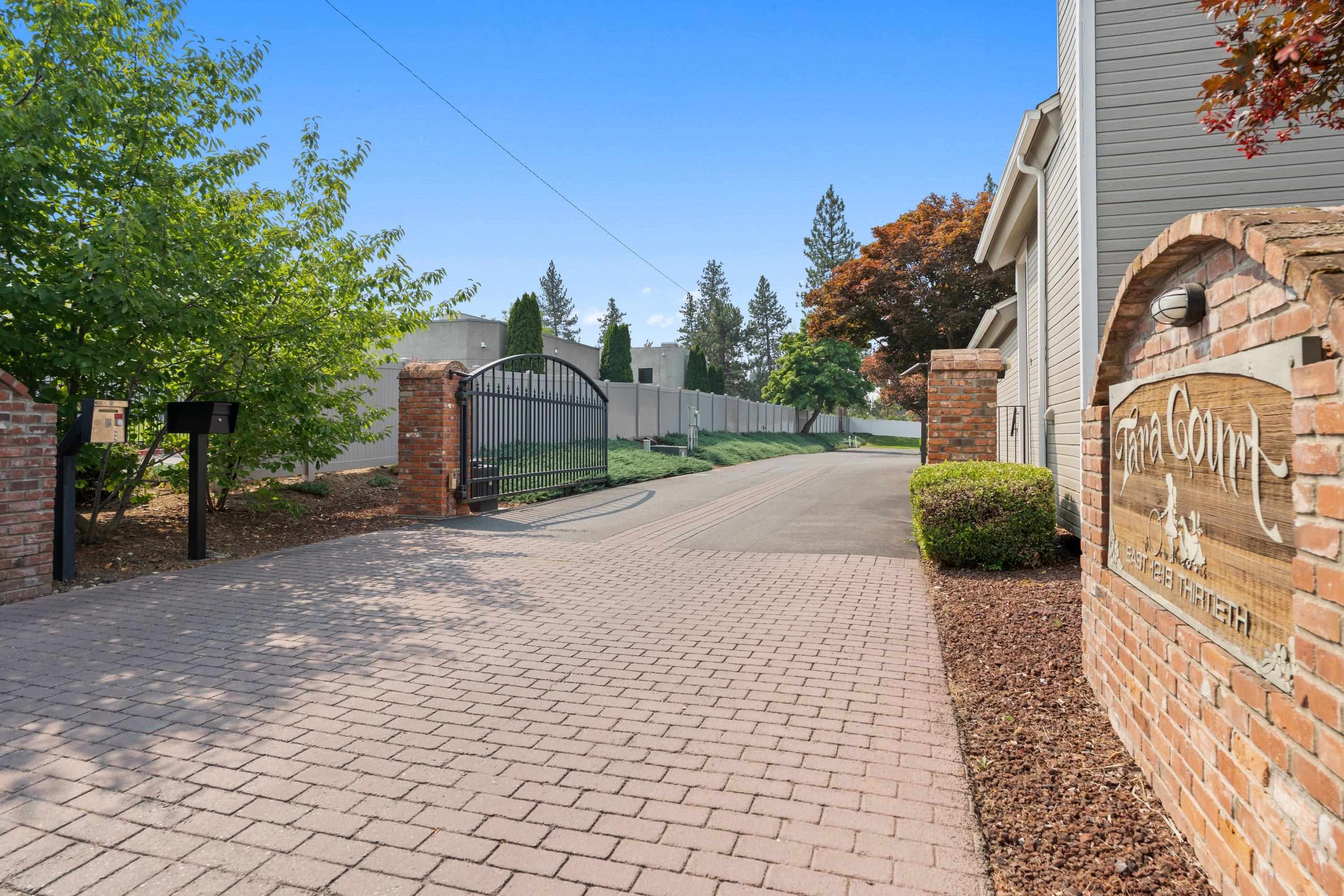 1218 E 30th Ave - Photo 43