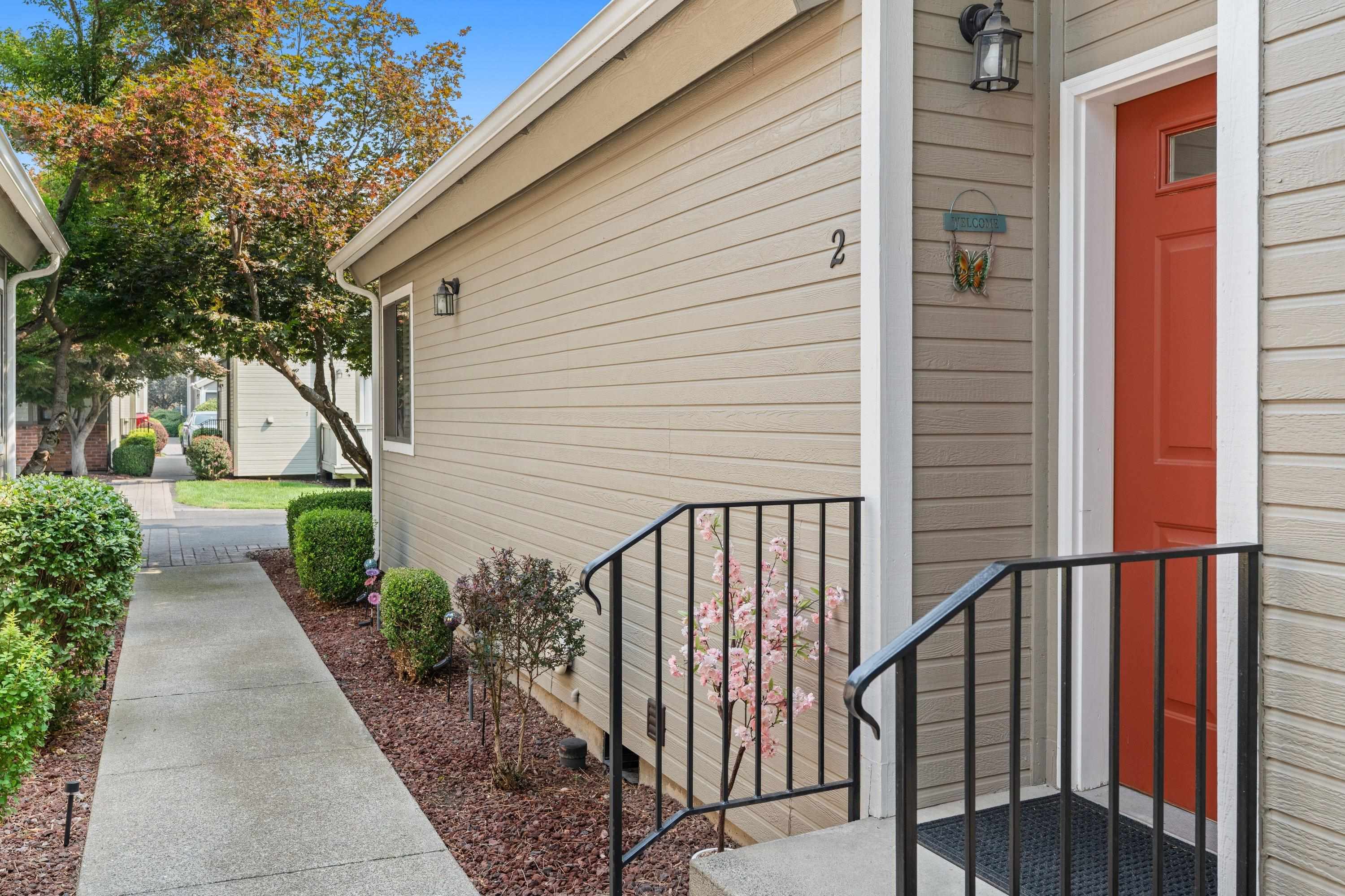 1218 E 30th Ave - Photo 6