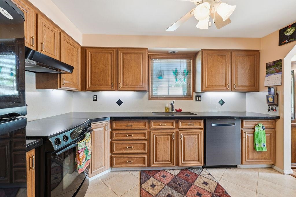 3505 S Fox St - Photo 9