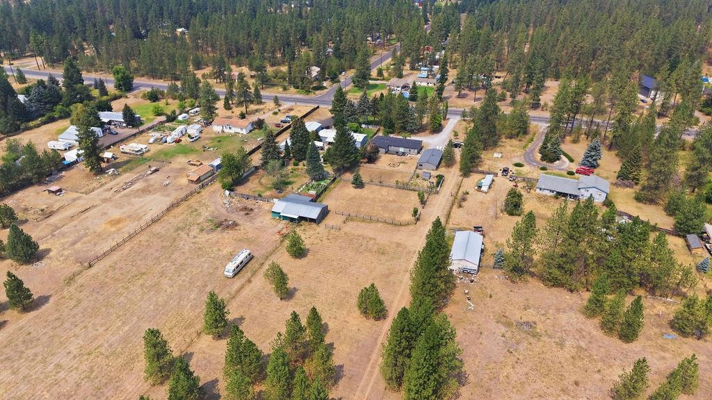 3210 E Denison-Chattaroy Rd - Photo 31
