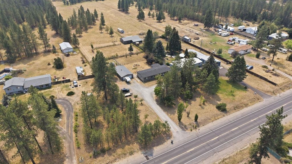 3210 E Denison-Chattaroy Rd - Photo 35