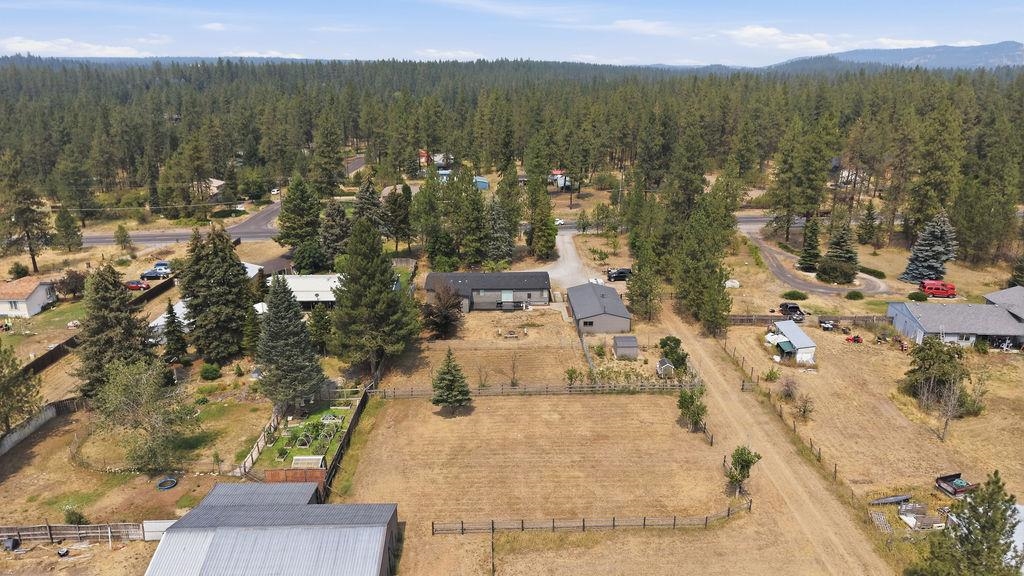 3210 E Denison-Chattaroy Rd - Photo 37
