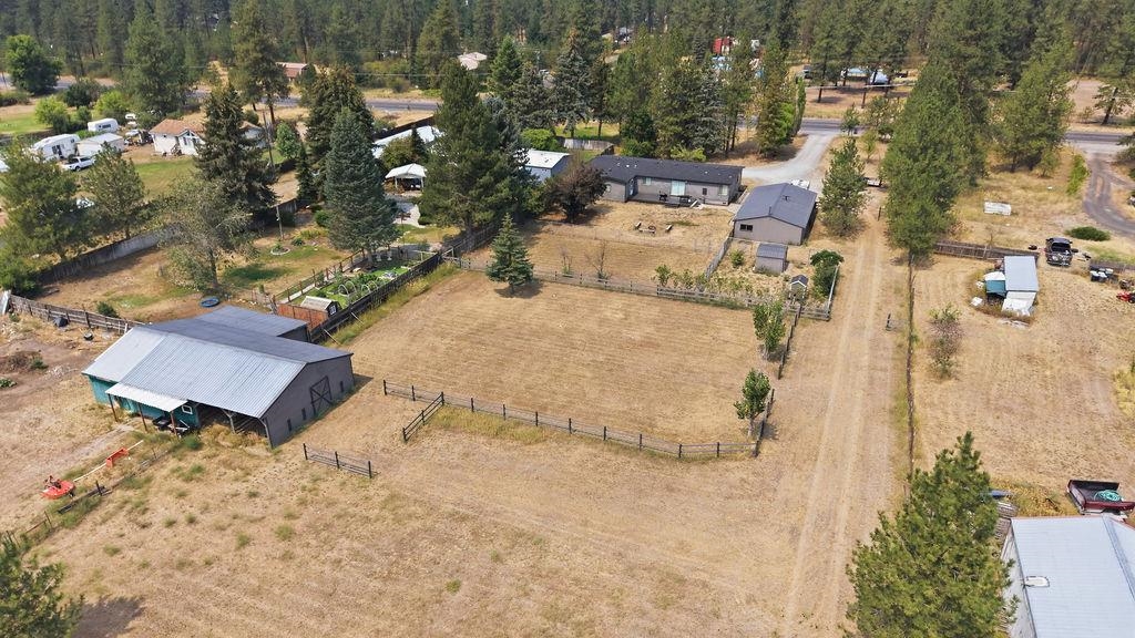 3210 E Denison-Chattaroy Rd - Photo 38