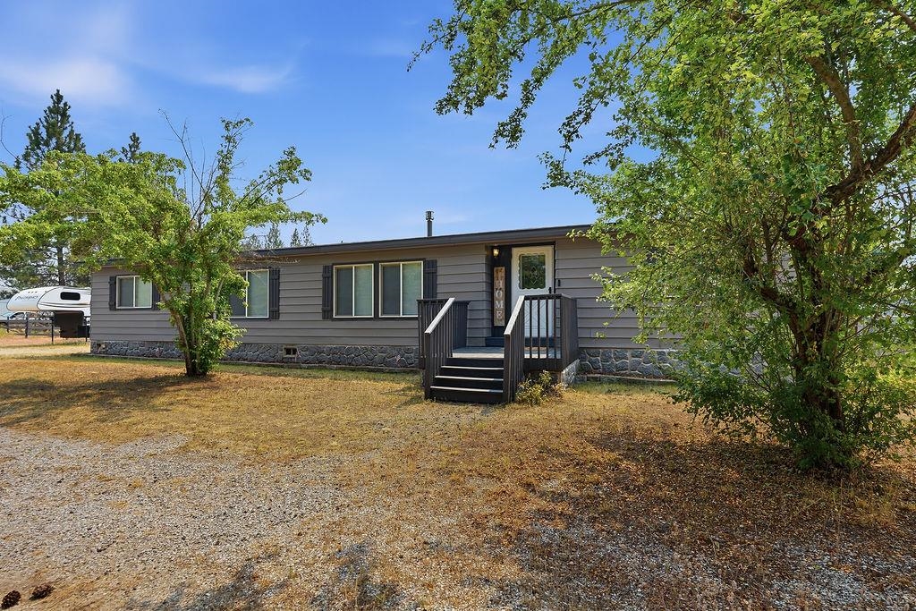 3210 E Denison-Chattaroy Rd - Photo 2